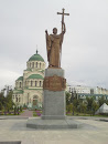 памятник Князь Владимир