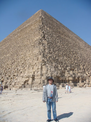 ギザの三大ピラミッド〜クフ王のピラミッド