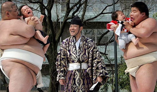 http://lh5.ggpht.com/men.in.full/SKsnp3lWhTI/AAAAAAAAA88/wmW0Yb1Ey-c/sumo%20baby%20contest.jpg
