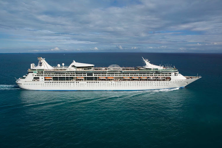 Enchantment of the Seas has 11 decks, 8 pools & whirlpools and 8 bars & lounges.