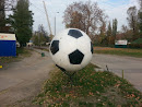 Гигантский футбольный мяч