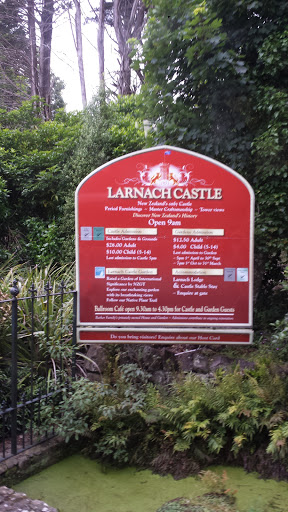 Larnach Castle Entry Sign