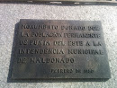 Monumento Donado Por La Población