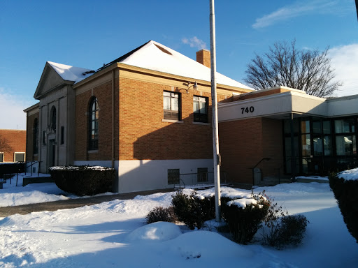 East Moline Public Library