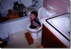 funny-picture-photo-child-toilet-massdistraction-pic