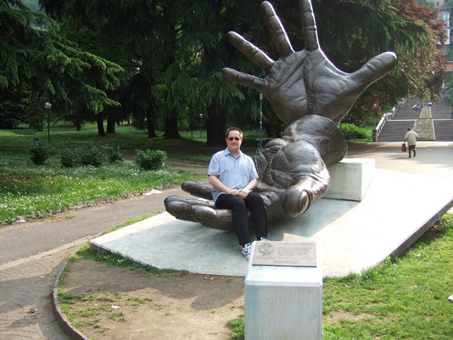 [Switzerland May 08 2008-05-05 003[2].jpg]