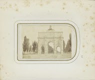 Triomfboog (Siegestor) aan de Ludwigstraße in München