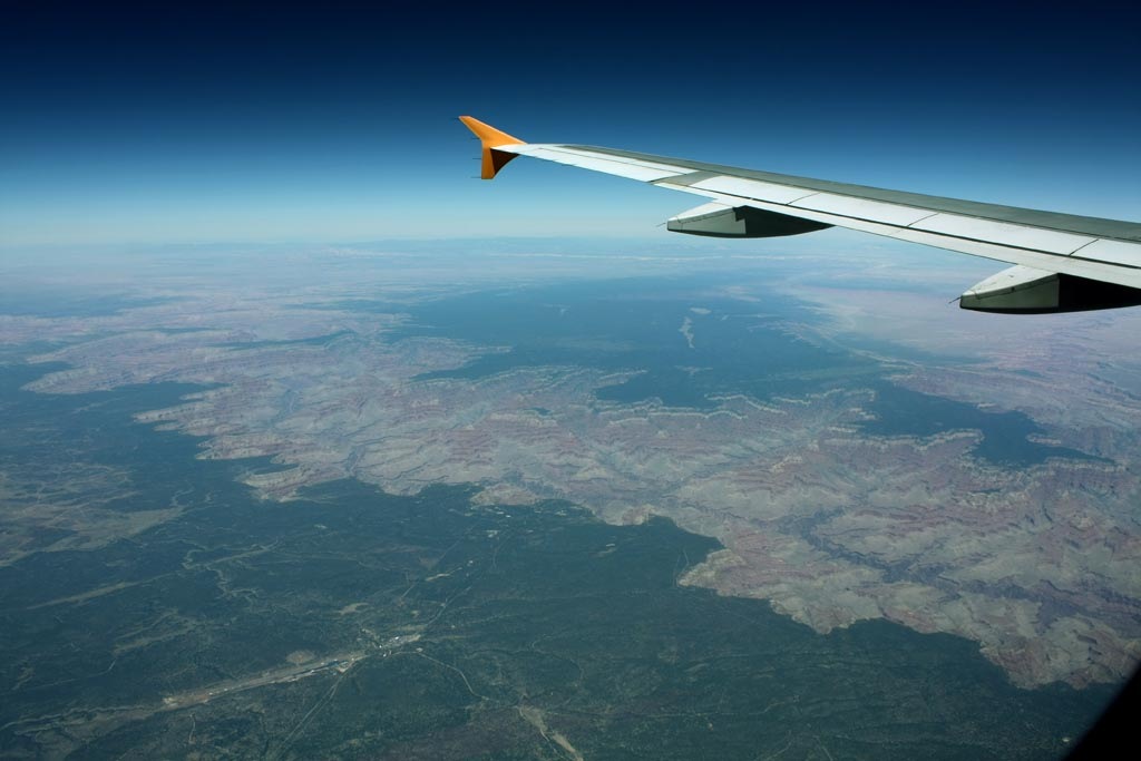[GrandCanyonFromAir[4].jpg]
