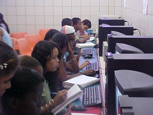 [MVC005S3.jpg]