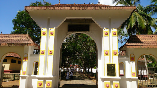 Kirivehera entrance pandals 