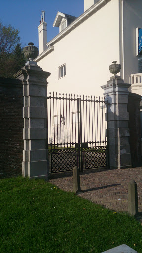 Gate Near Provinciehuis