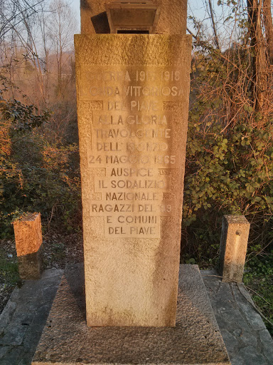 Monumento Alla Gloria Dell'Isonzo