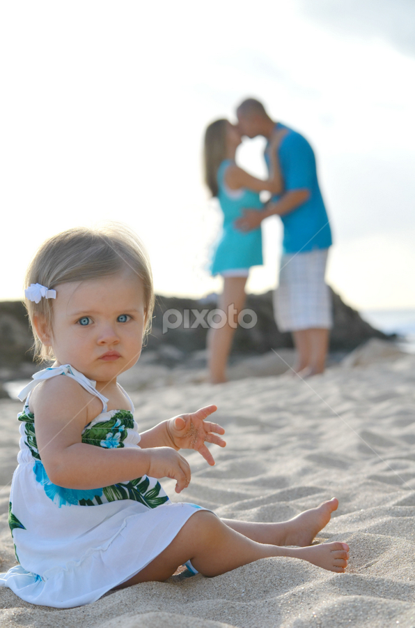 Mommy and daddy are kissing!!! by Marissa Frederick - People Family