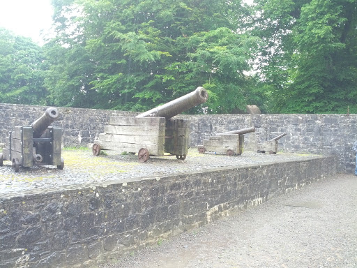 Cannons at Bunratty Castle 
