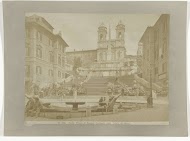 Piazza di Spagna met de Spaanse Trappen naar de Trinità dei Monti, Rome