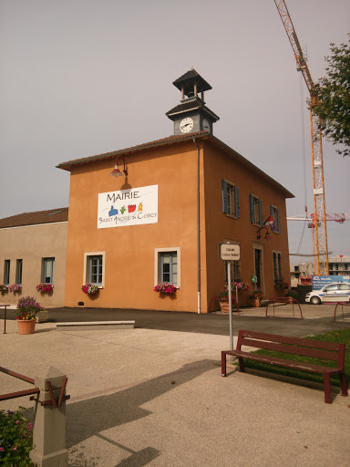 Mairie De St André De Corcy
