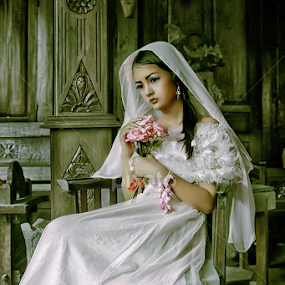 by Jerry Tracker - People Fashion