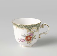 Kop met oor, beschilderd met bloemen en laddermotief