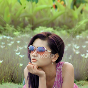 garden beauty by Bayu Shutter - Novices Only Portraits & People