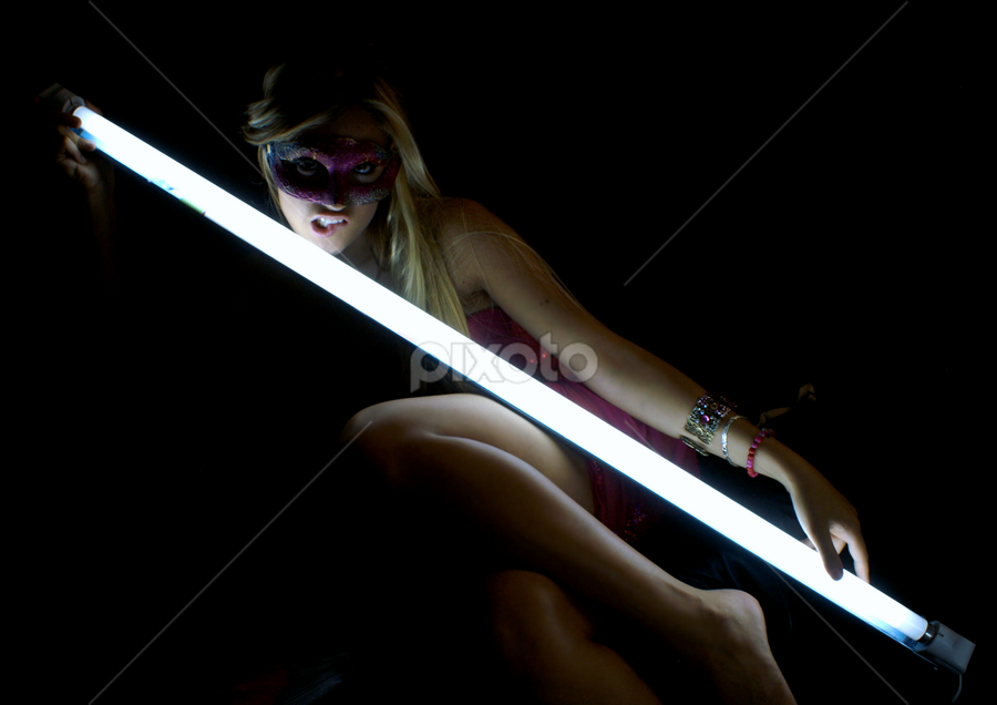 Sacky neon by Deki Jiggy - People Fashion