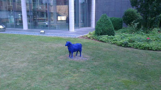Skulptur Blaues Schaf