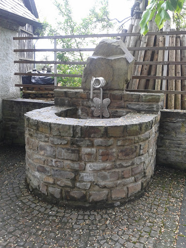 Verrückter Brunnen