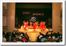 Una de las actuaciones de baile andaluz celebradas en el Teatro Municipal.