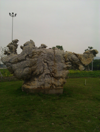 北理工环岛雕塑