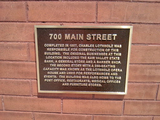 700 Main Street Marker