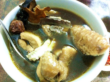 金佳阿圖麻油雞