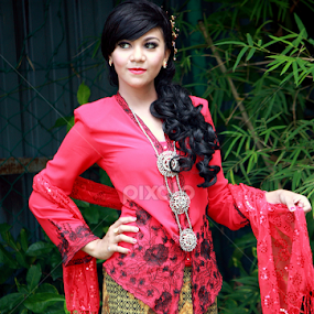 red kebaya by Wan Azizul Azar Aziz - People Fashion