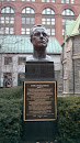 Raoul Wallenberg Statue