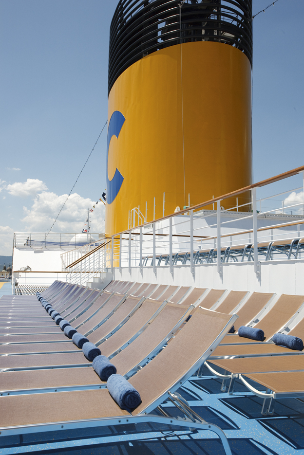 Plenty of room to soak in the sun on Costa Pacifica.