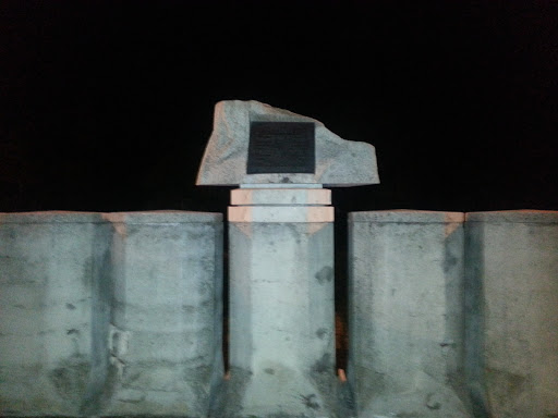 Schweidel József Monument
