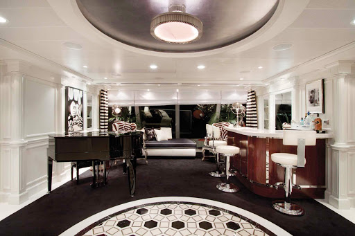 The foyer of the Owners Suite aboard Oceania Riviera was designed with a sense of glamour and style.