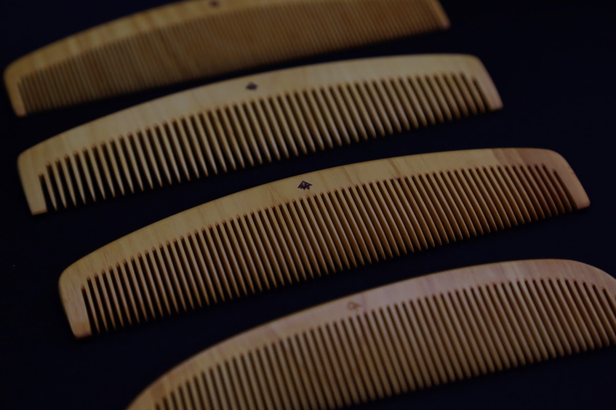 Japanese Professional Bingushi Tsuge wood Comb for Creating Nihongami Hairstyles
