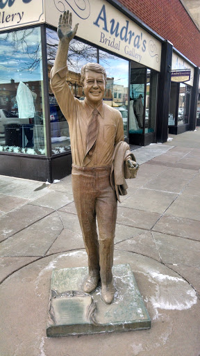 Jimmy Carter Statue