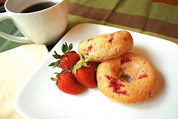 Strawberry Doughnuts