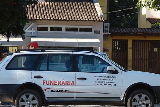 [funeraria-surf-02-08-08[3].jpg]