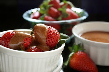 Chocolate Zabaglione (Chocolate Wine Sauce)