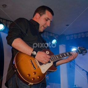 My guitar by Rui Medeiros - News & Events Entertainment