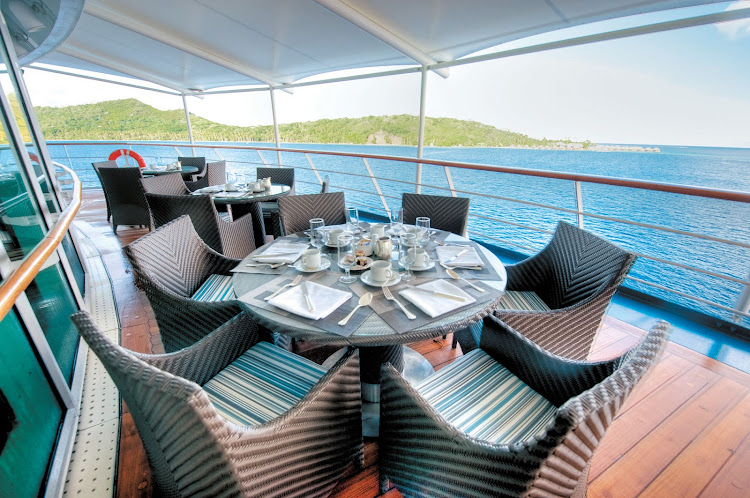 La Veranda features floor to ceiling windows, indoor and fresco seating and a refined atmosphere for guests to enjoy breakfast, lunch and dinner aboard the Paul Gauguin.