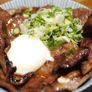 滿燒肉丼食堂