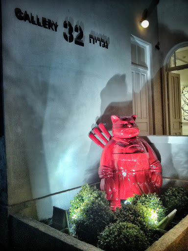 Samurai Cat Statue