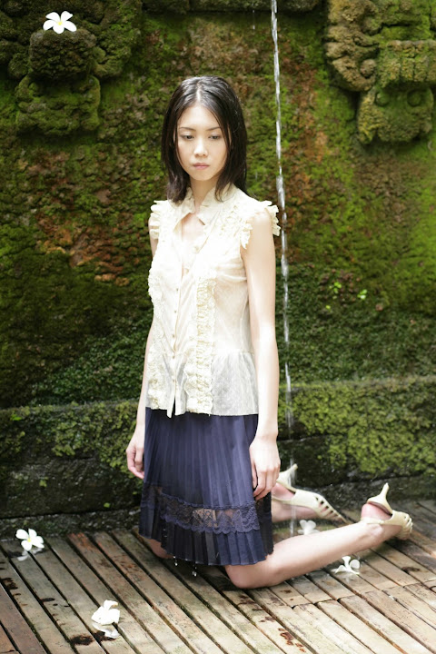 Emi Hasegawa, Japanese sexy idol 33.jpg