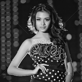 by Alwan Tafsiri - Black & White Portraits & People