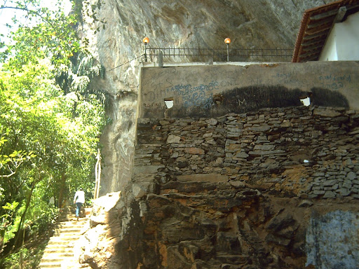 PICT0036-2.JPG