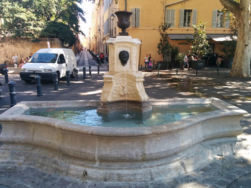 Fontaine Place Ferréol