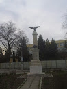 Vulture Statue
