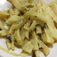 梁記嘉義雞肉飯